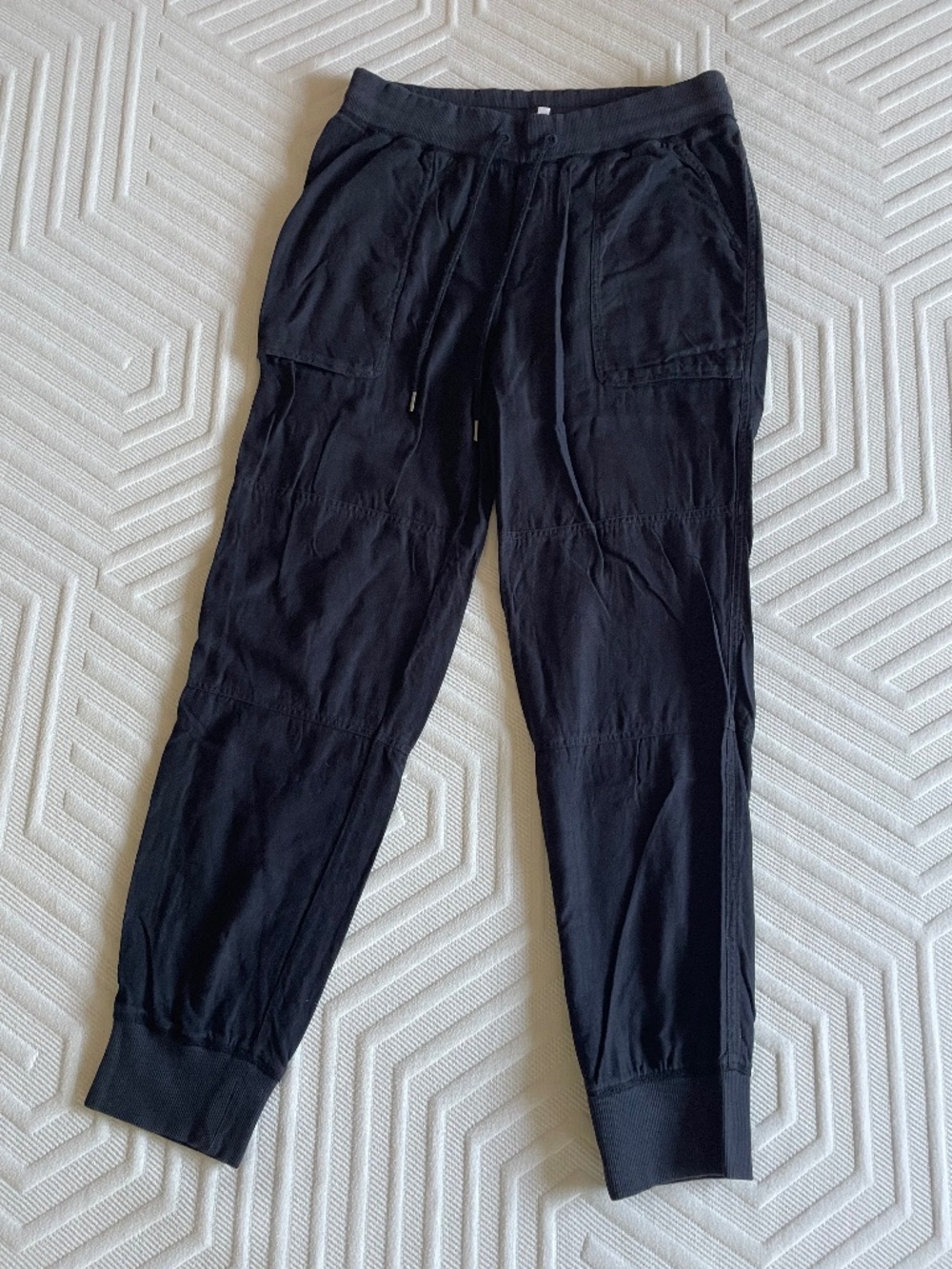 Aritzia, Community, Cargo Pants, Size Small, Black
